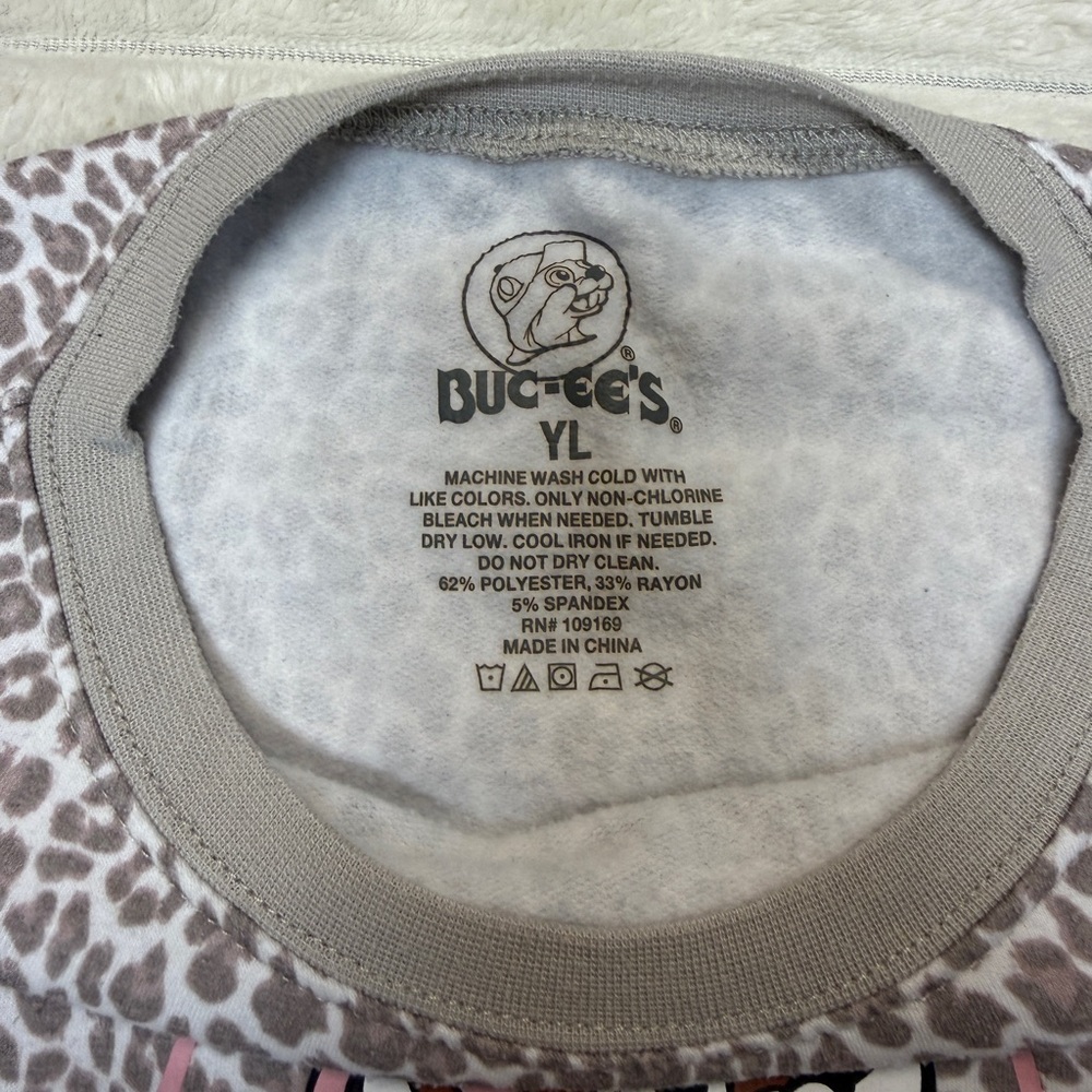 Buc-ees: Girls Leopard Print Pink Buc-ee Logo Sweatshirt, Size YL - Picture 3 of 8
